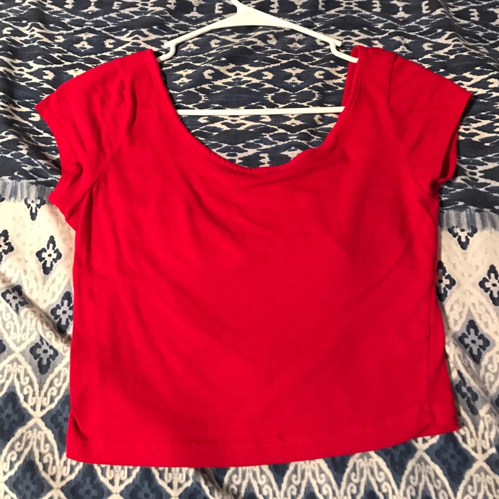 Charlotte Russe red crop top 🎀